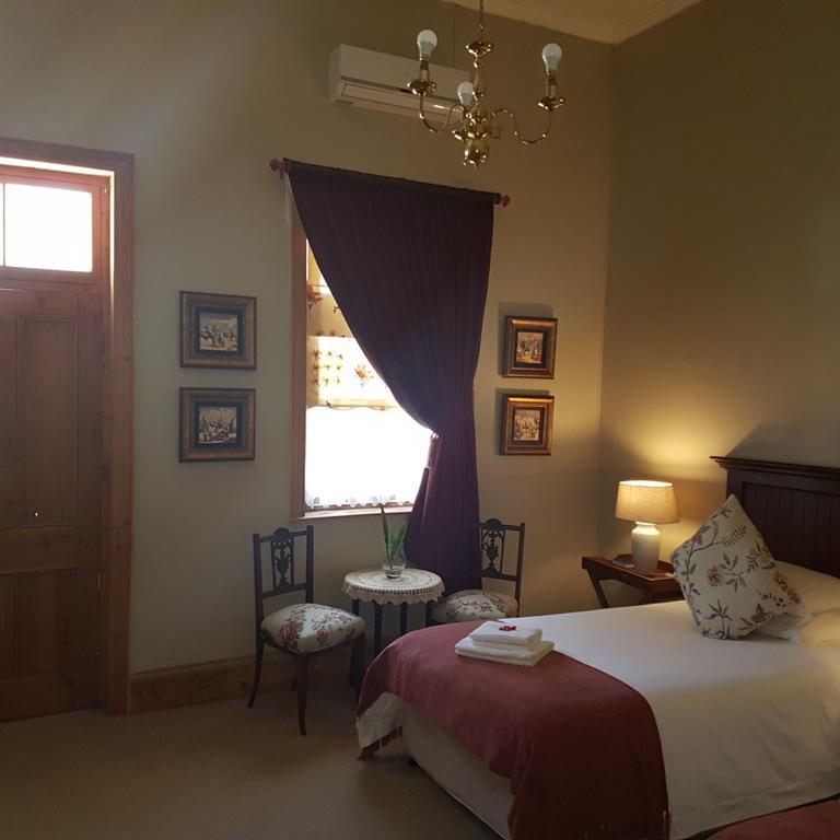 מלון Victoria West Moonlight Manor מראה חיצוני תמונה